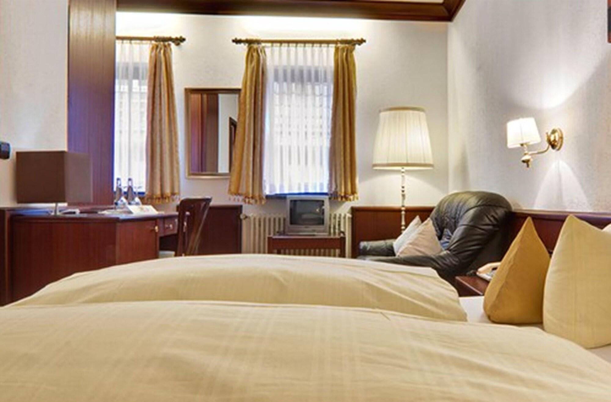Hotel Lamm Remshalden Exteriör bild