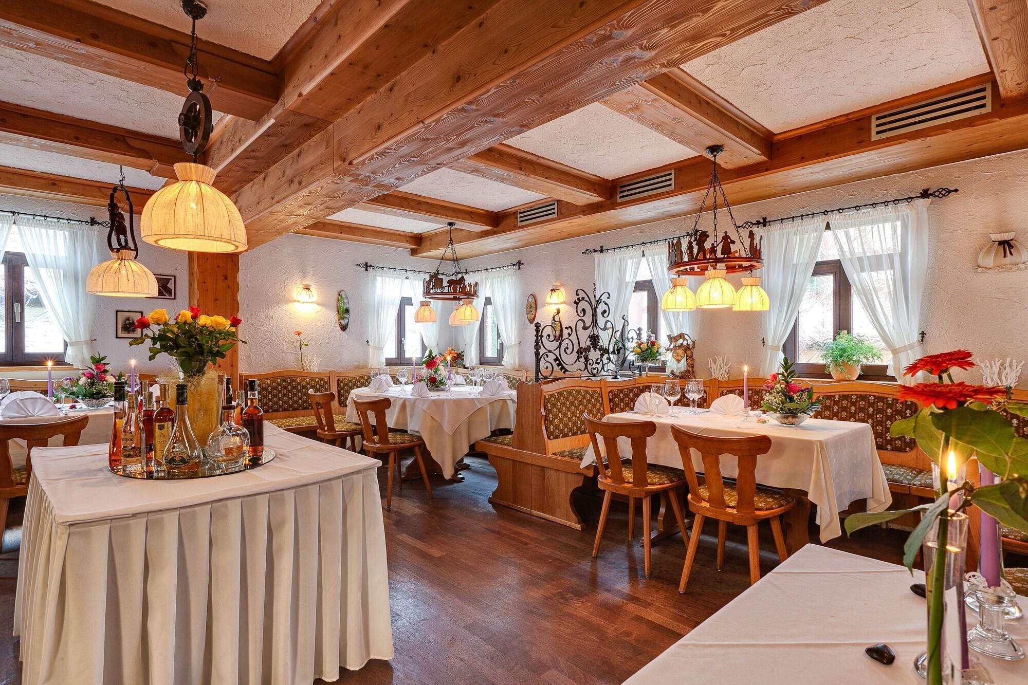 Hotel Lamm Remshalden Exteriör bild