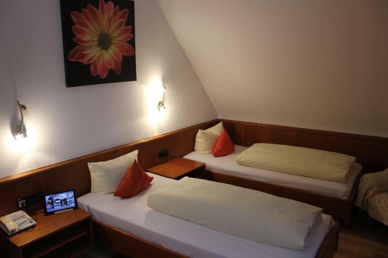 Hotel Lamm Remshalden Exteriör bild